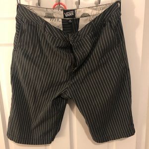 Vans black thick pinstripe skater shorts.